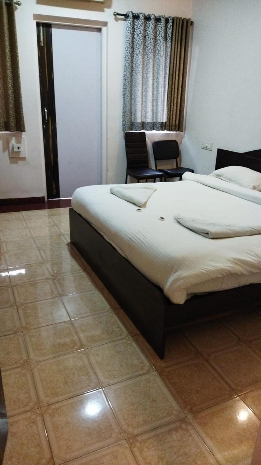 Hotel Laxmi Residency Lonavala Dış mekan fotoğraf